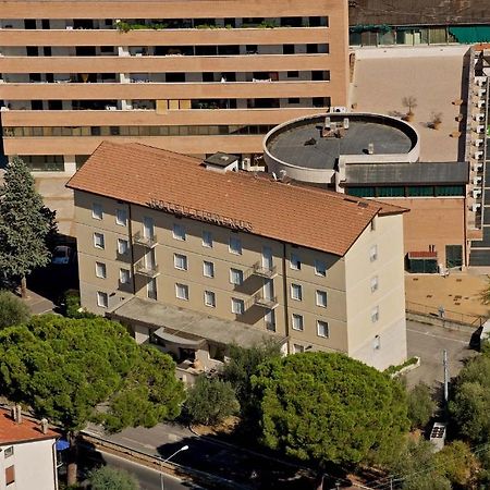 Hotel Tirrenus Perugia Exterior foto